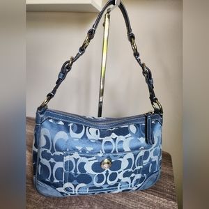 💥Y2K Coach Shoulder Bag Serial # D05K-2172💥